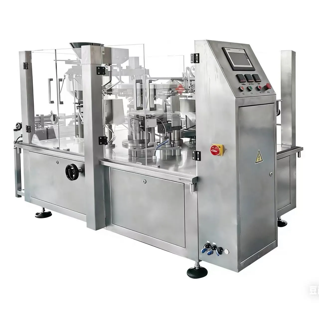 الانتهاء من الحقائب دوق-باي مليئة معجون وصلصة